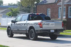 Ford F-150 Heritage - Foto spia 3-8-2023 - 8