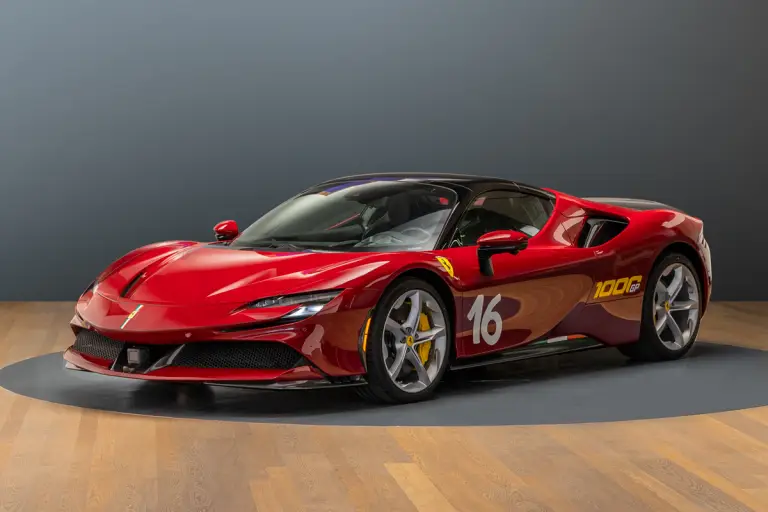 Ferrari SF90 Spider Assetto Fiorano - Tailor Made - 1