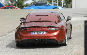 Alpine A110 estrema - Foto spia 08-08-2023 - 22