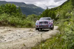 Mini Countryman 2024 Highlands scozzesi