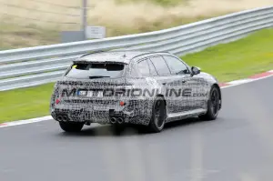 BMW M5 Touring - Foto spia 9-8-2023