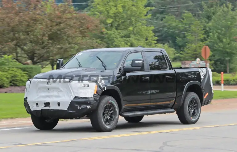 Ram 1500 Rebel 2025 - Foto spia 09-08-2023 - 2