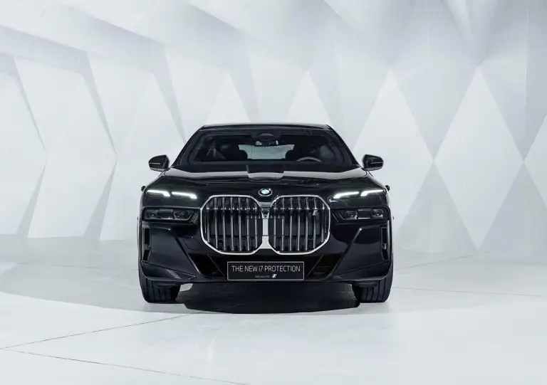 BMW Serie 7 e i7 Protection - 35
