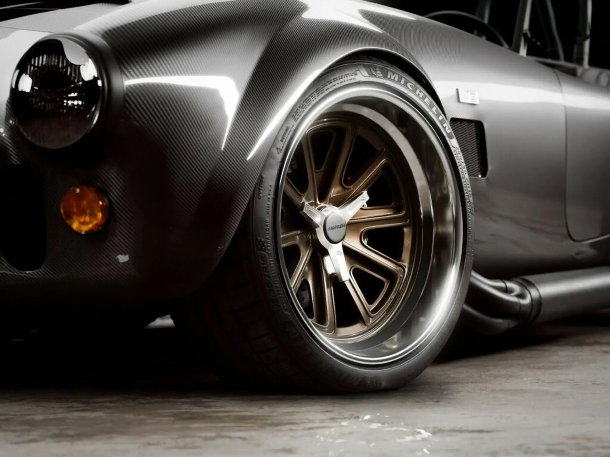 Shelby Cobra Diamond Edition - 12