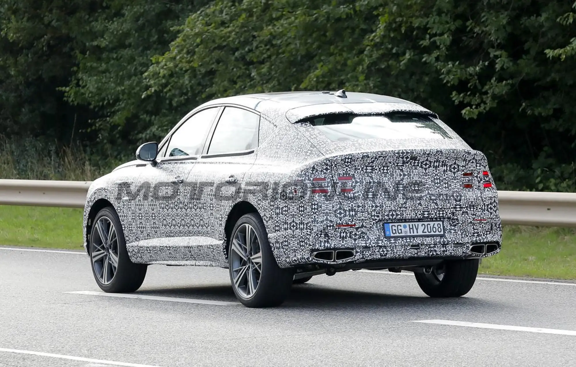 Genesis GV80 Sportscoupe - Foto spia 11-08-2023 - 18
