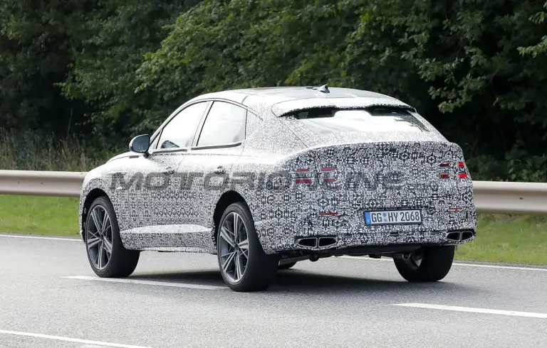 Genesis GV80 Sportscoupe - Foto spia 11-08-2023 - 18