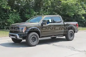 Ford F-150 Raptor 2024 - Foto Spia 12-08-2023