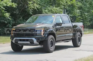 Ford F-150 Raptor 2024 - Foto Spia 12-08-2023