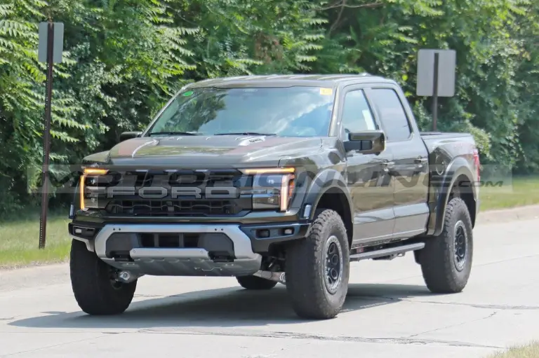 Ford F-150 Raptor 2024 - Foto Spia 12-08-2023 - 2