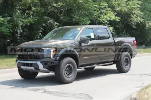 Ford F-150 Raptor 2024 - Foto Spia 12-08-2023
