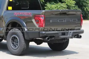 Ford F-150 Raptor 2024 - Foto Spia 12-08-2023
