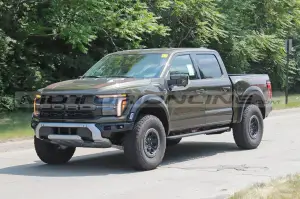 Ford F-150 Raptor 2024 - Foto Spia 12-08-2023