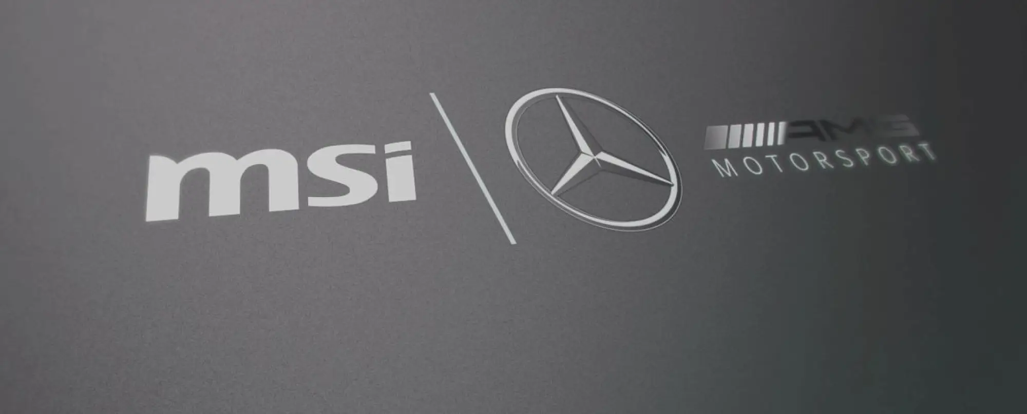 MSI Stealth 16 Mercedes-AMG Motorsport - 3