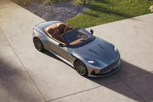 Aston Martin DB12 2024 - 2