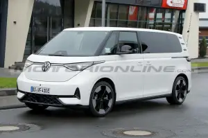 Volkswagen ID. Buzz GTX - Foto Spia 17-08-2023 - 9