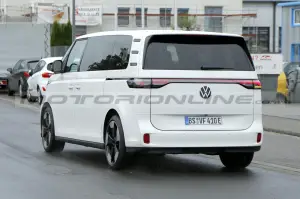 Volkswagen ID. Buzz GTX - Foto Spia 17-08-2023 - 11