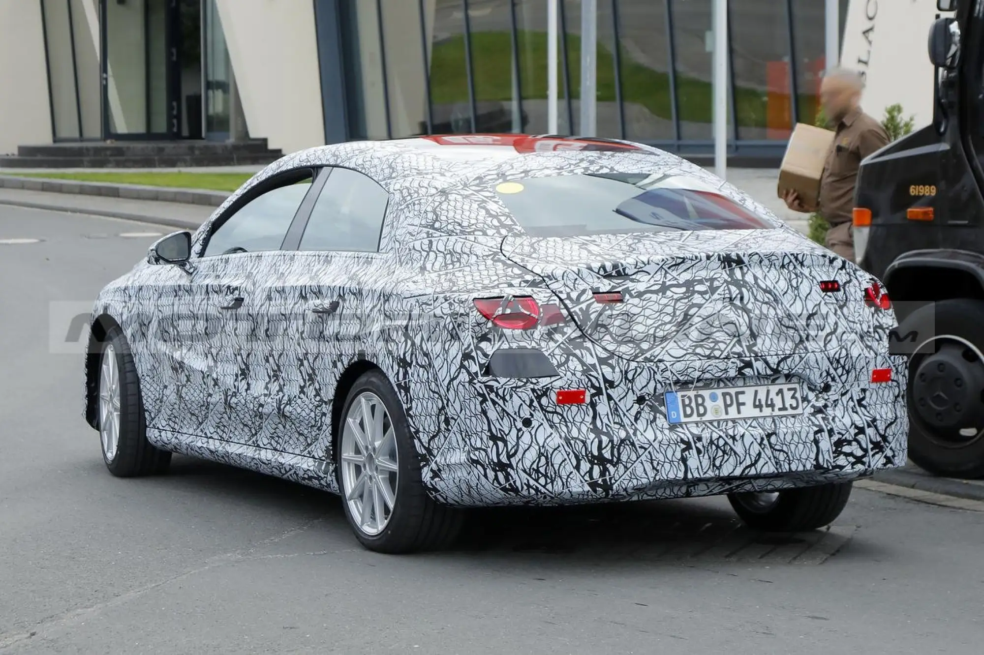 Mercedes EQA Sedan - Foto Spia 17-08-2023 - 9