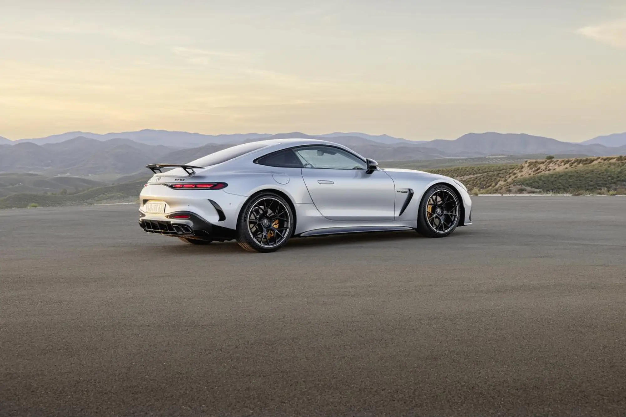 Mercedes-AMG GT 2024 - 2