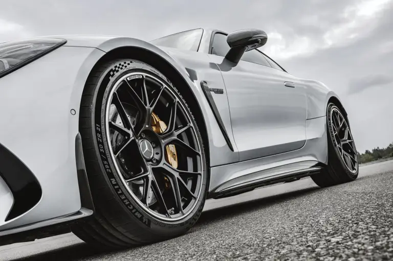Mercedes-AMG GT 2024 - 37