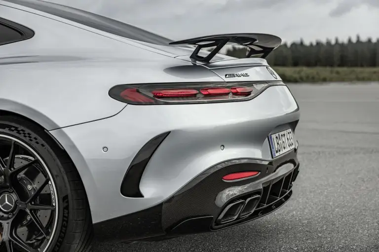 Mercedes-AMG GT 2024 - 38