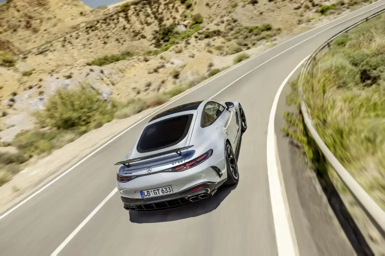 Mercedes-AMG GT 2024 - 52