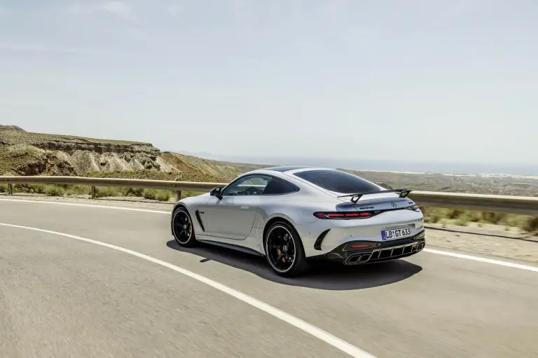 Mercedes-AMG GT 2024 - 65