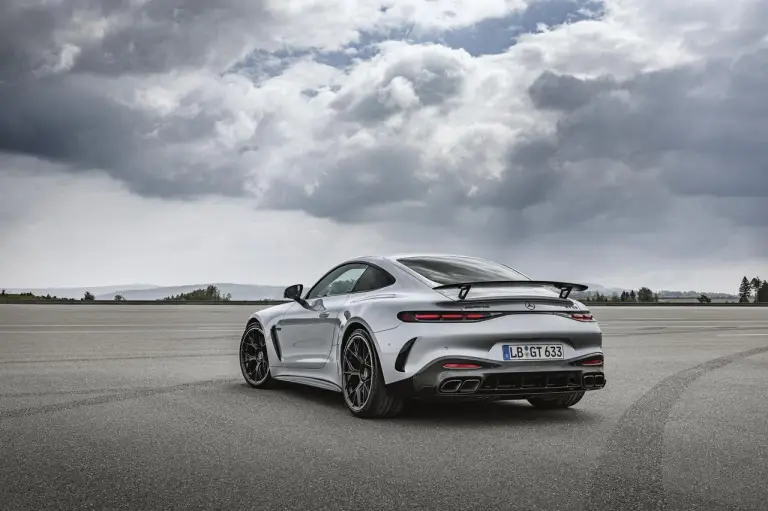 Mercedes-AMG GT 2024 - 69