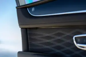 Bentley Bentayga EWB Mulliner
