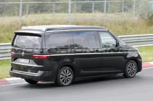 Volkswagen T7 California - Foto Spia 22-08-2023 - 7