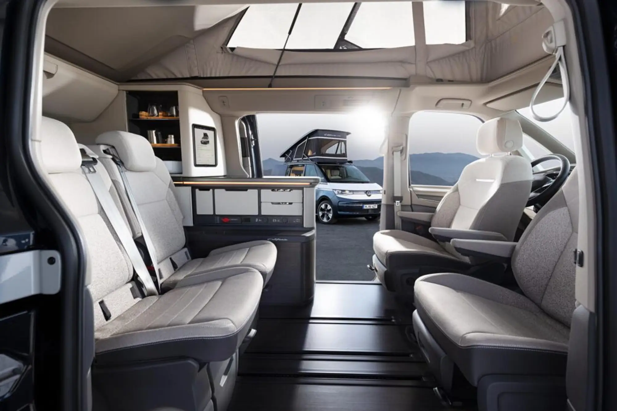Volkswagen T7 California concept - 28
