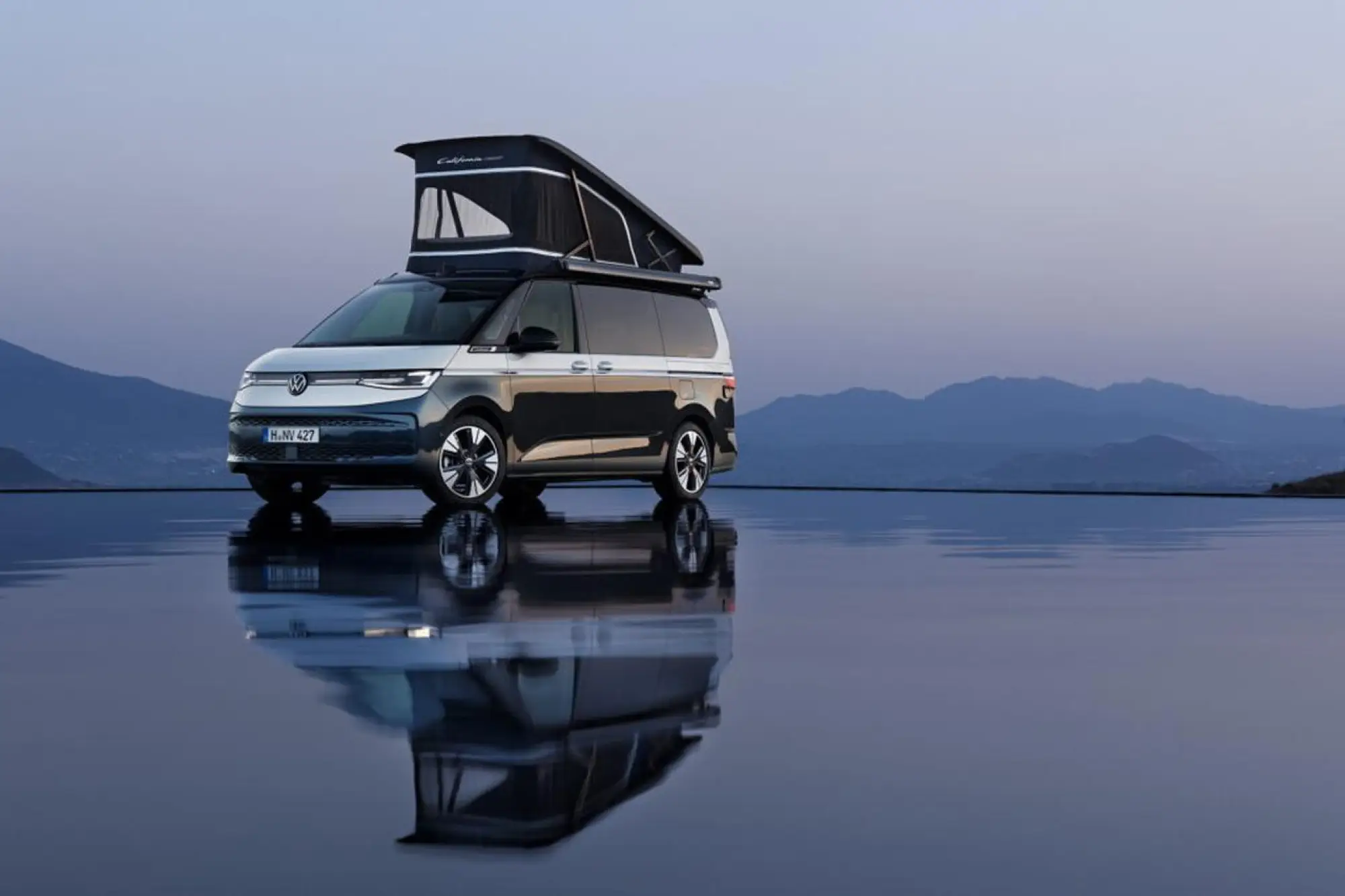 Volkswagen T7 California concept - 11