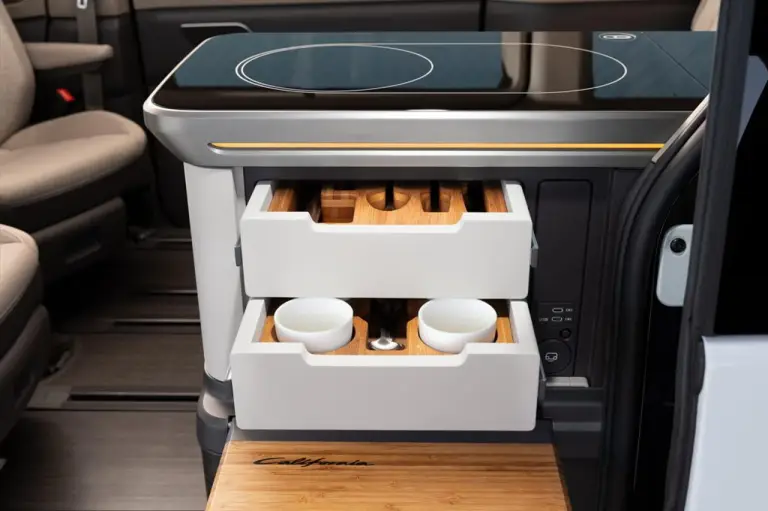 Volkswagen T7 California concept - 23