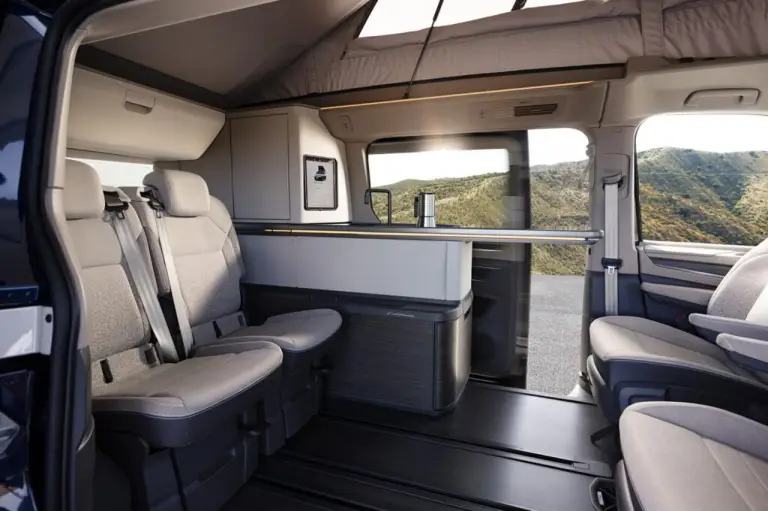 Volkswagen T7 California concept - 19
