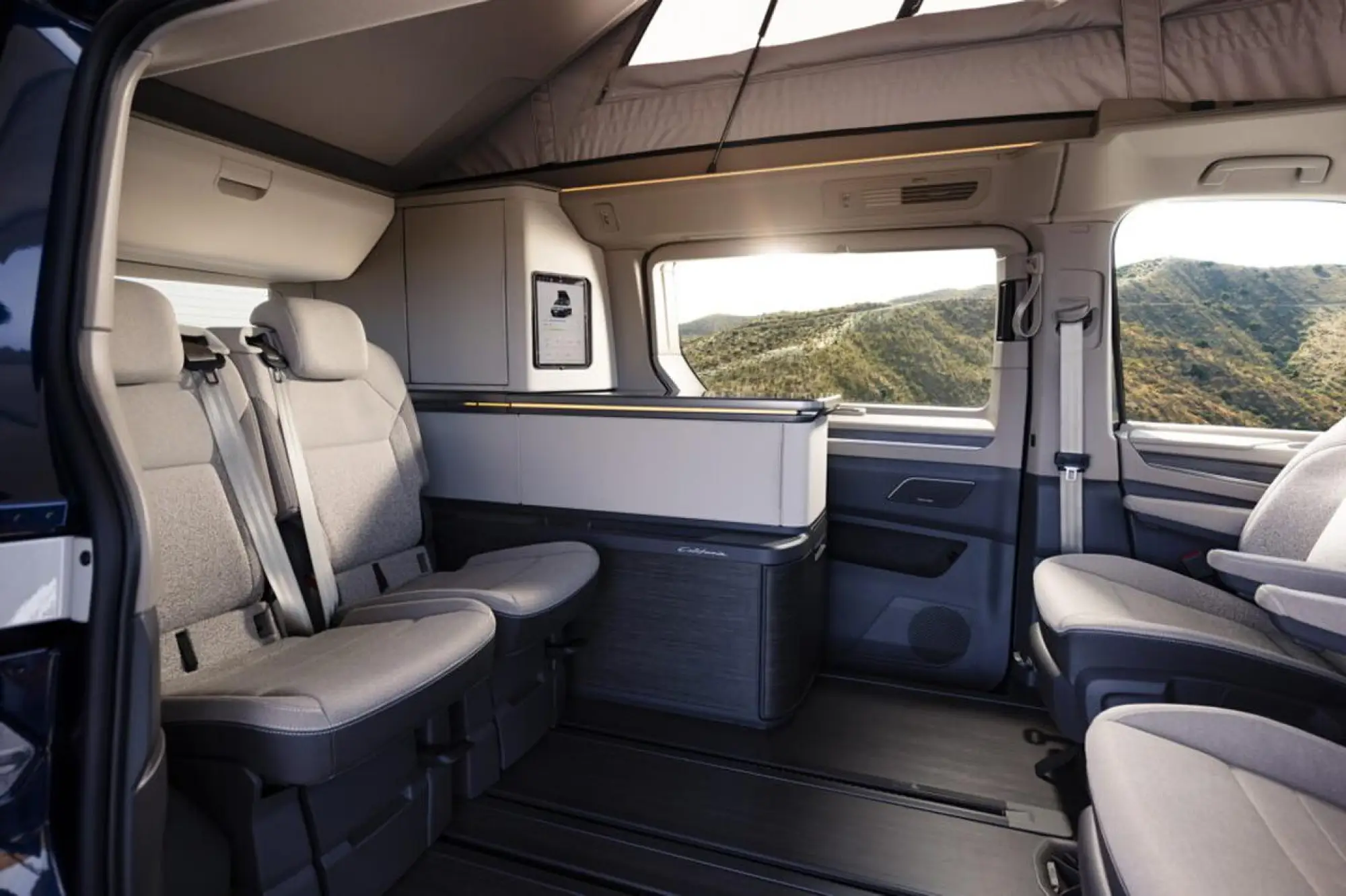 Volkswagen T7 California concept - 20