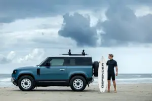 Land Rover Defender 90 Marine Blue Edition