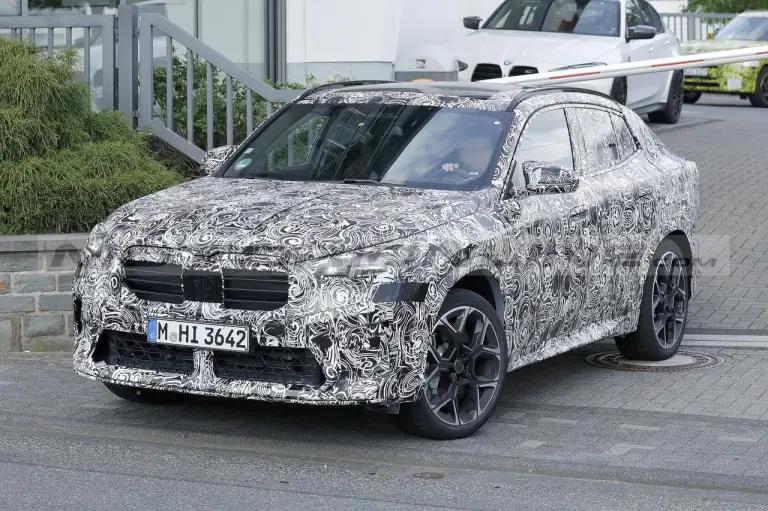 BMW X2 M35i 2024 - Foto Spia 25-08-2023 - 7