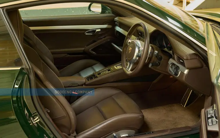 Porsche 911 Club Coupe 2012 asta - 25