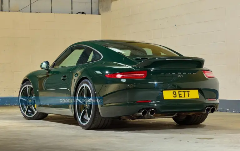 Porsche 911 Club Coupe 2012 asta - 9