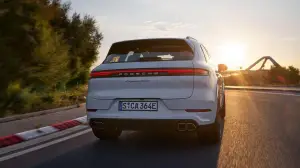 Porsche Cayenne Turbo E-Hybrid 2024