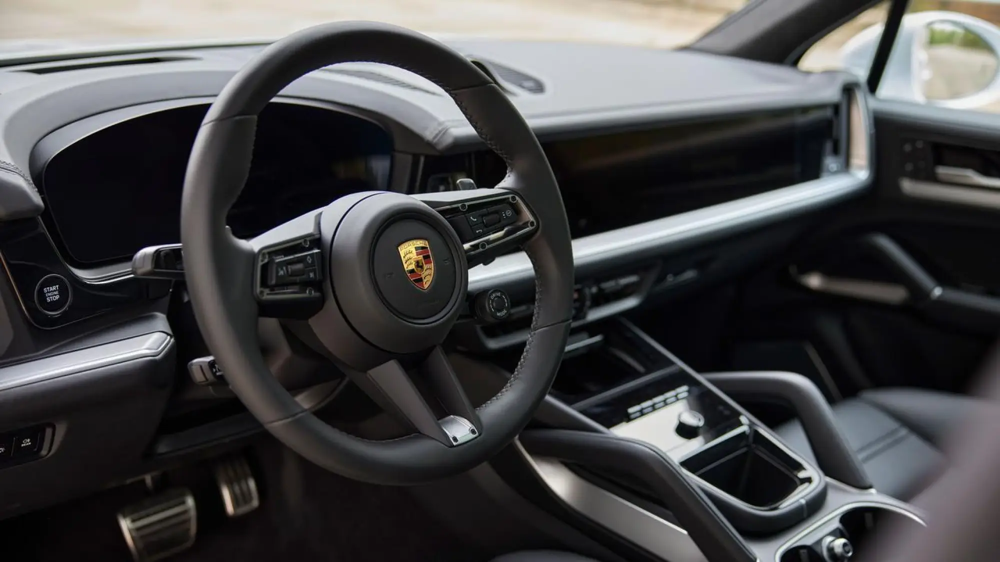 Porsche Cayenne Turbo E-Hybrid 2024 - 18