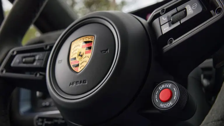 Porsche Cayenne Turbo E-Hybrid 2024 - 23