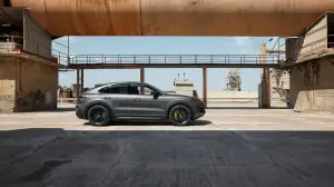 Porsche Cayenne Turbo E-Hybrid 2024