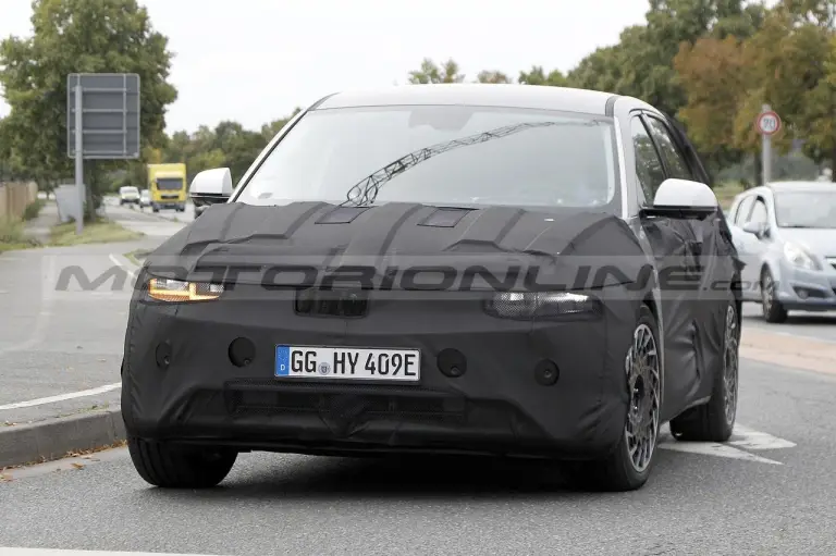 Hyundai Ioniq 5 2025 - Foto Spia 31-08-2023 - 2
