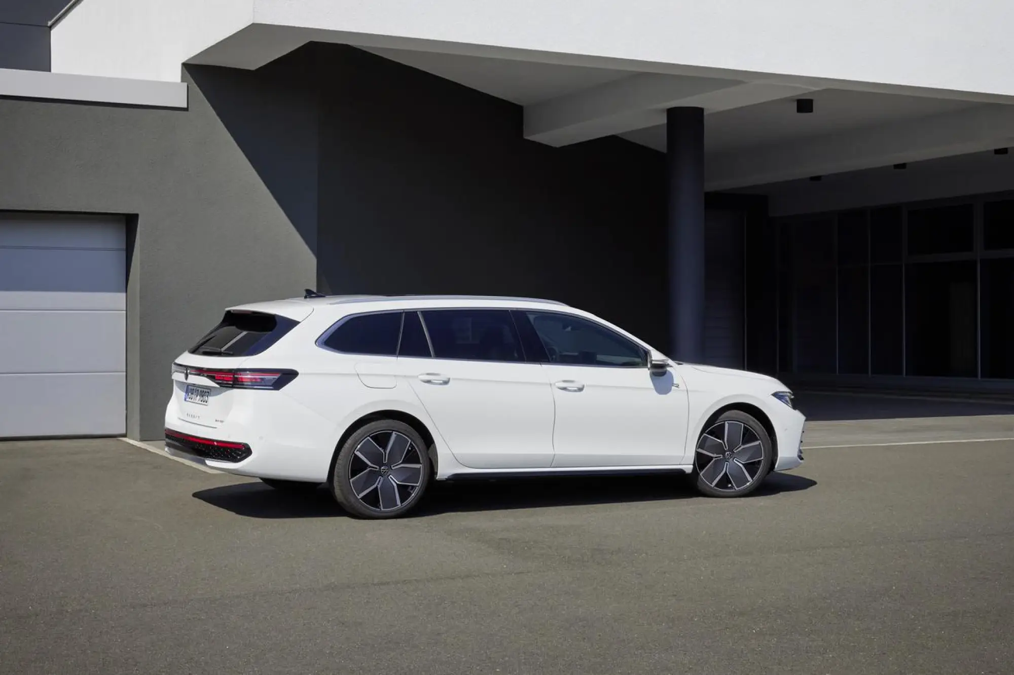 Volkswagen Passat Variant 2024 - 12