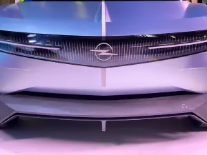 Opel Experimental - Salone di Monaco 2023