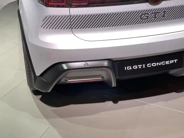 Volkswagen Golf GTi elettrica - 3