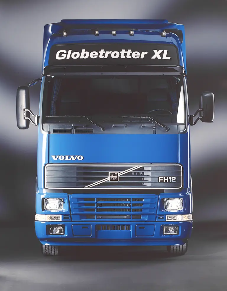 Volvo FH 30 anni - 5