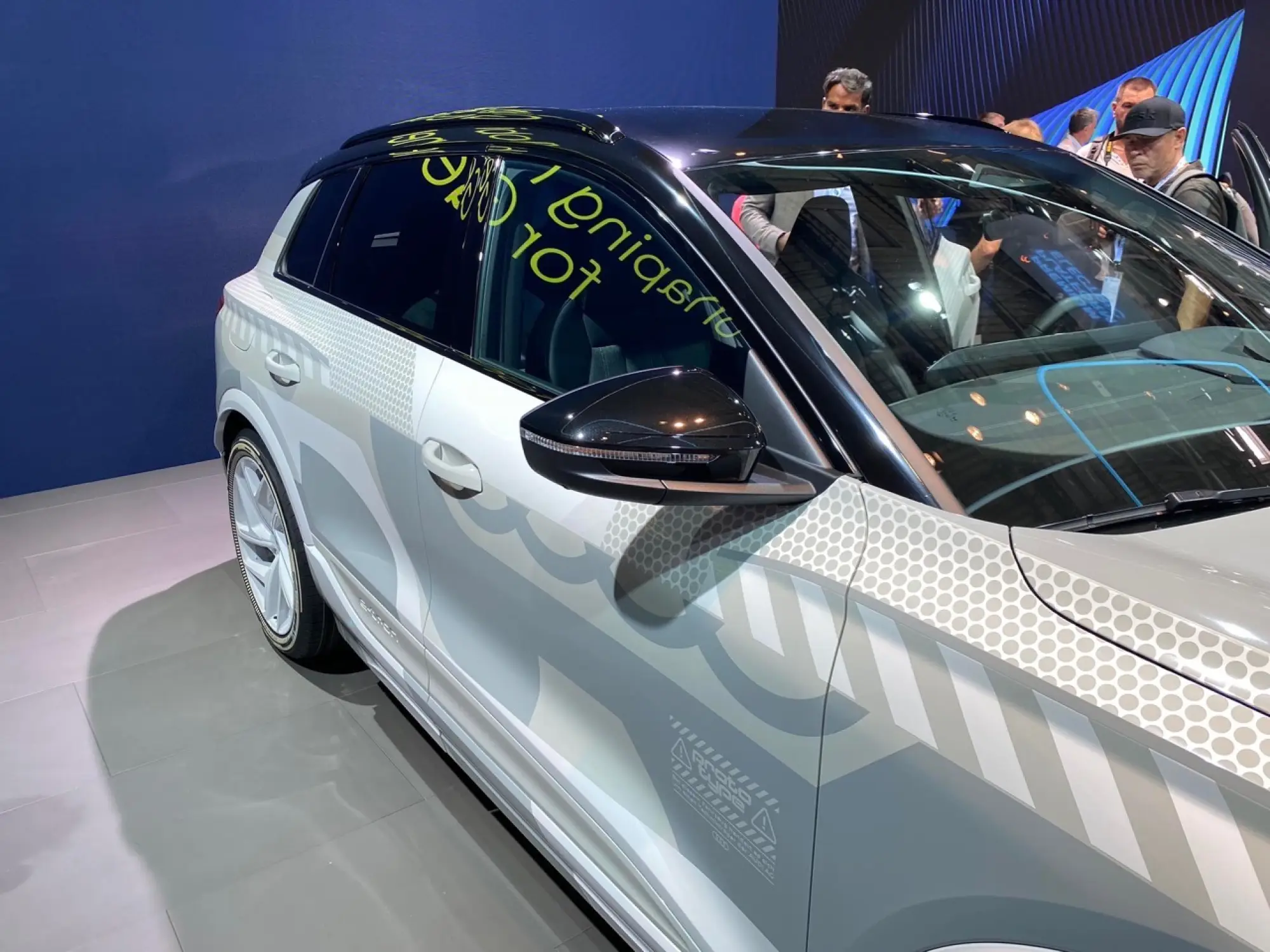 Audi Q6 e-tron prototype - Salone di Monaco 2023 - 1