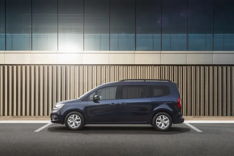 Renault Grand Kangoo 2024 - Foto ufficiali - 25