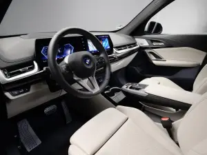BMW iX1 eDrive20 - 10